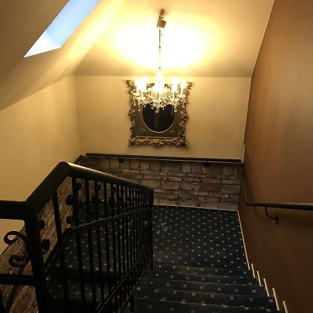 Hotel Podzamcze Tarnów Eksteriør billede