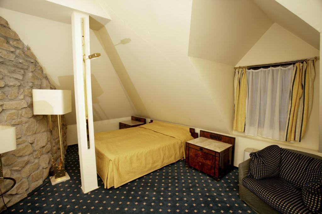 Hotel Podzamcze Tarnów Eksteriør billede