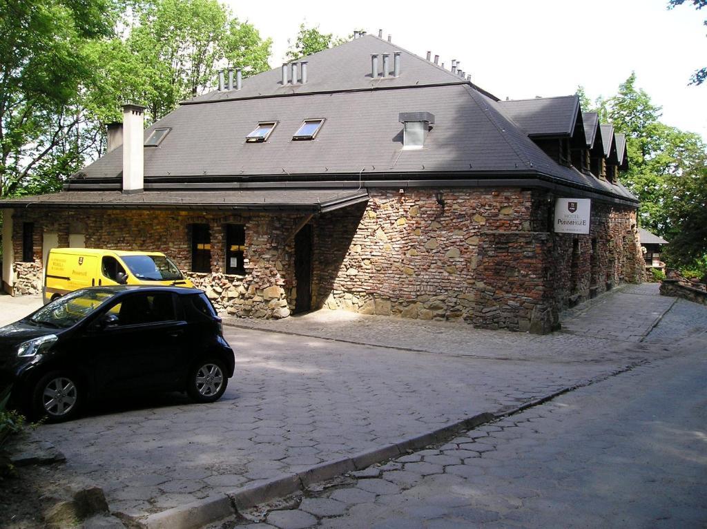 Hotel Podzamcze Tarnów Eksteriør billede