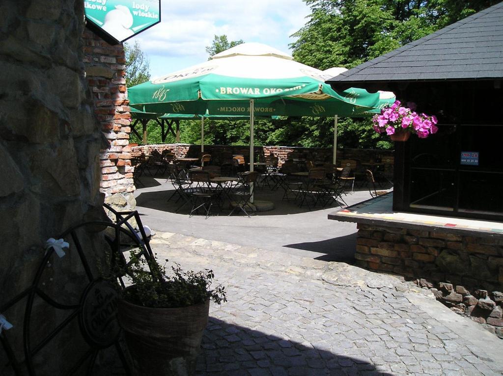 Hotel Podzamcze Tarnów Eksteriør billede